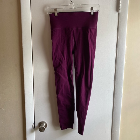 *Fabletics Sculptknit leggings size medium - Picture 7 of 7